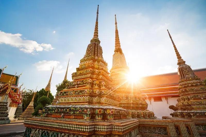 Bangkok to Hanoi: Chiang Mai, Night Markets & Streetside Bars