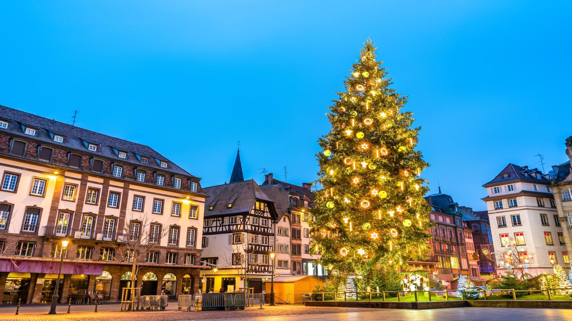 Festive Lights & Markets: Paris, Strasbourg & Colmar