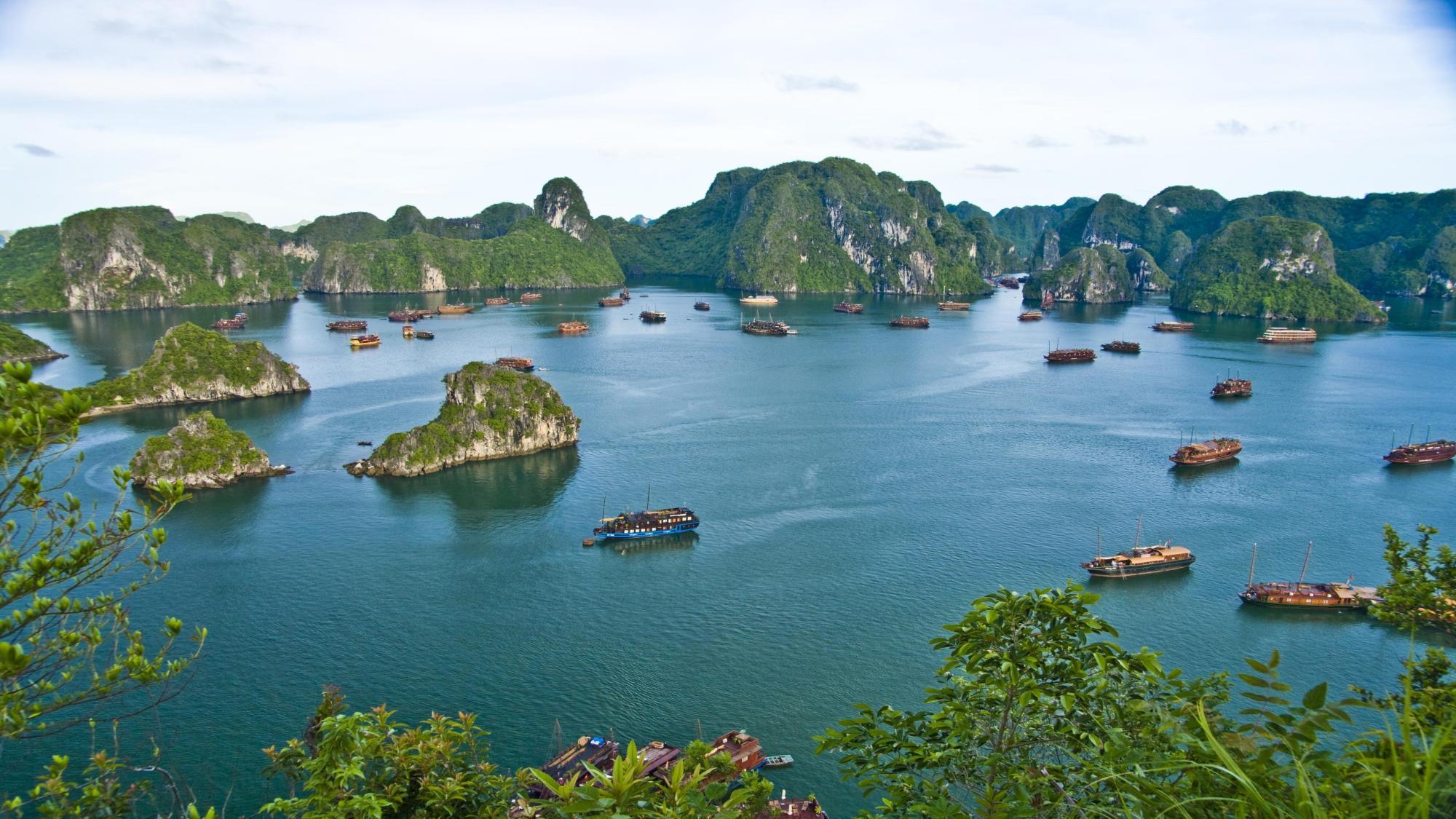 Vietnam: Historic Cities & Halong Bay Cruising