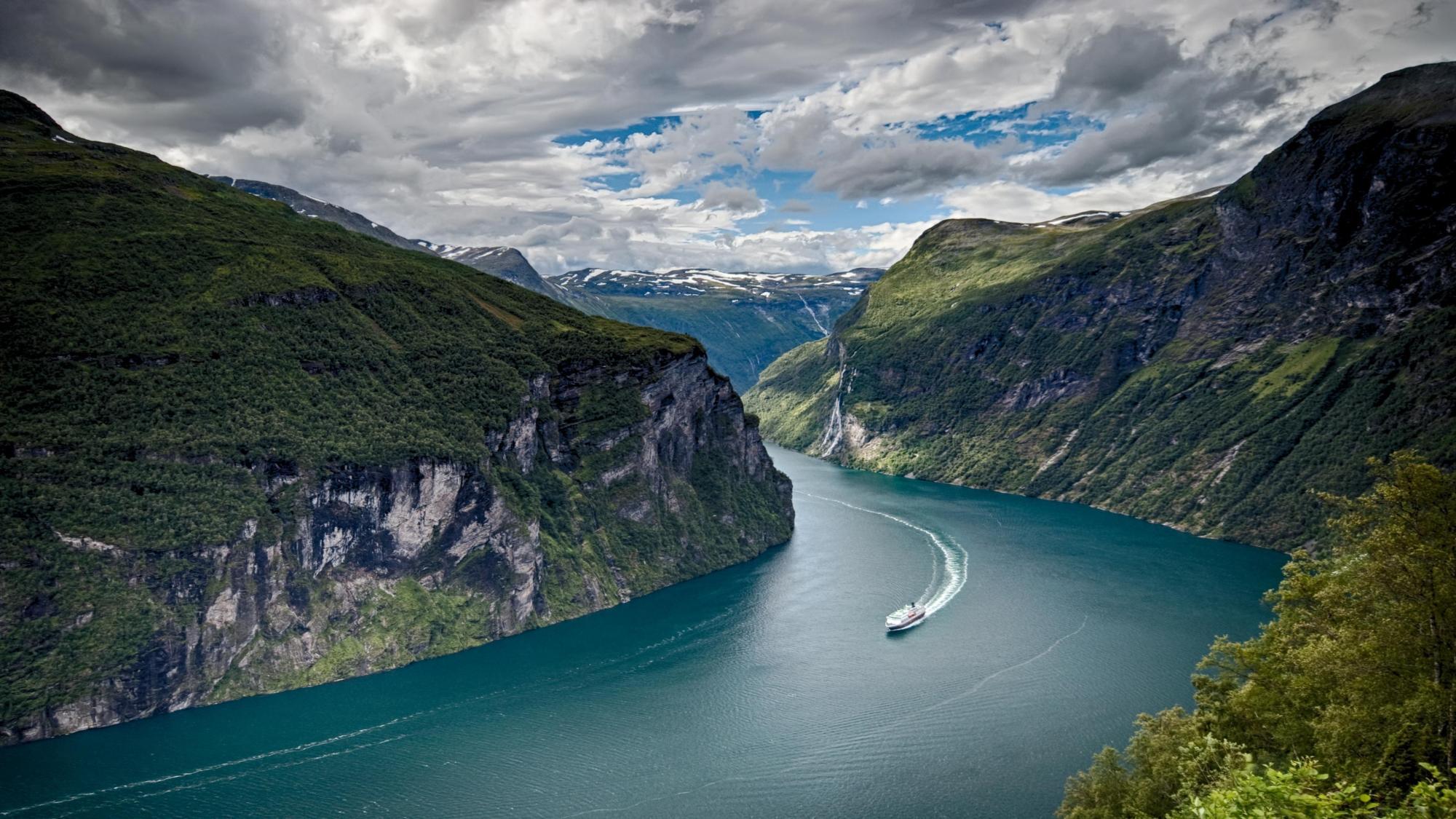 Scenic Norway: Fjords & Coastline Adventure